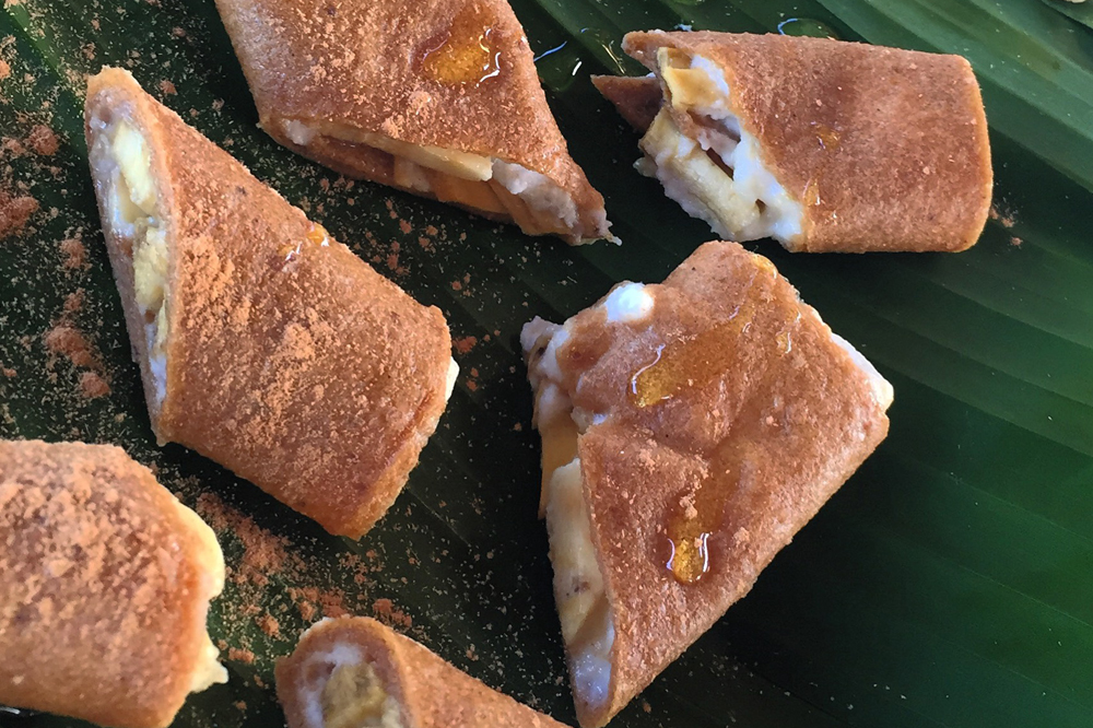 Maui wellness retreat raw food